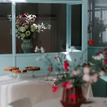 Alma Bed & Breakfast